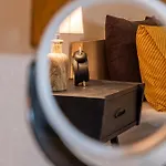 Chill Vibes Luxurious Living House בית הארחה וולוס