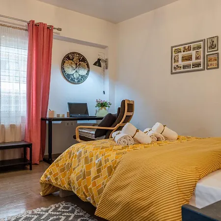 בית הארחה Chill Vibes Luxurious Living House 4*