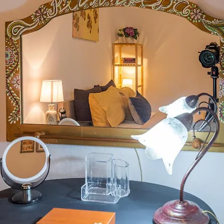 בית הארחה Chill Vibes Luxurious Living House 4*